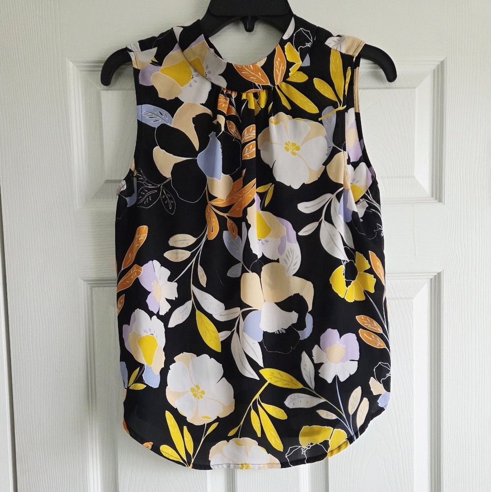 Who What Wear ✨️ Women's Floral Blouse Size M